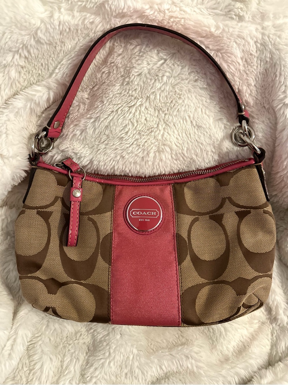 F19218 Vintage Pink Trim Signature Canvas Shoulder Bag- 2000’s